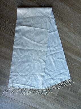 GOBI 100% Cashmere Scarf Cream Off White Fringe Wrap Shawl Luxury Winter Warm